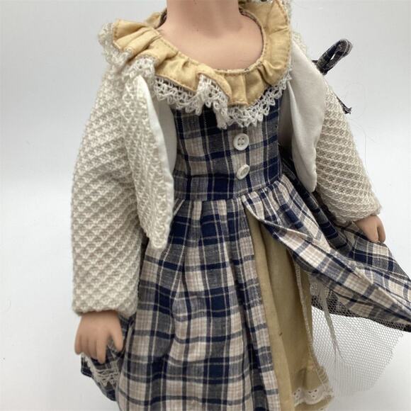 Victorian‎ Style Porcelain Dolls Set Boy & Girl 14\